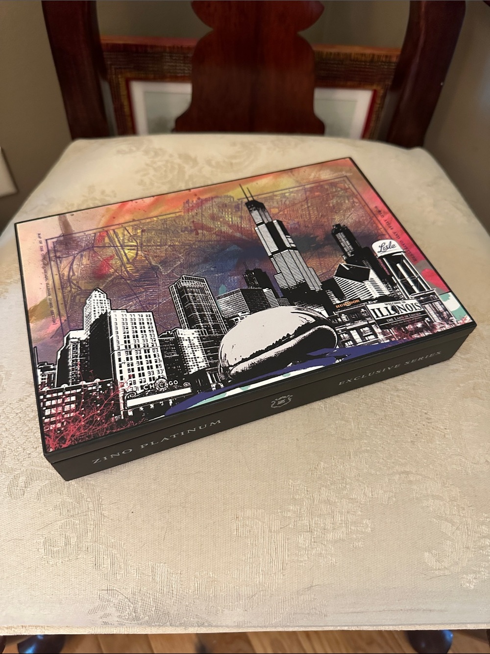 Zino Platinum Exclusive Series limited edition wooden Chicago skyline box